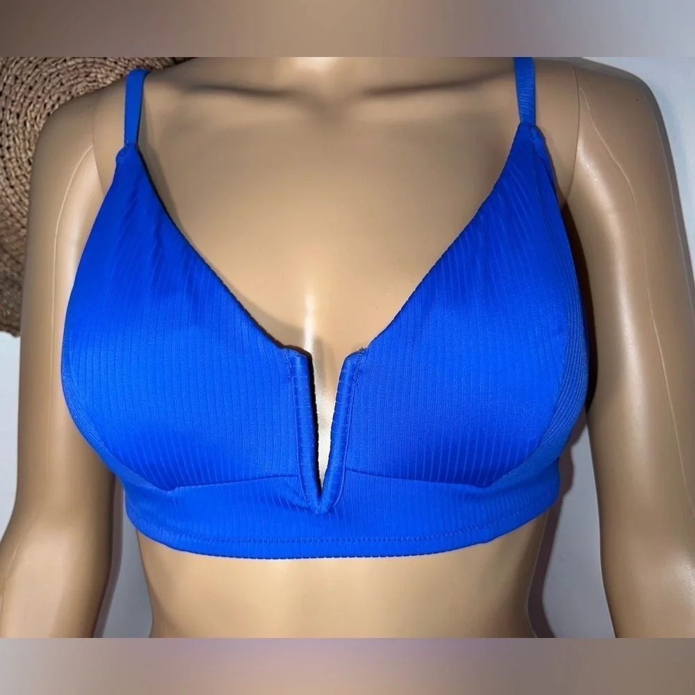 Shade &Shore, NWT, 34C, ribbed, royal blue Vwire‎ yoke, adjustable straps